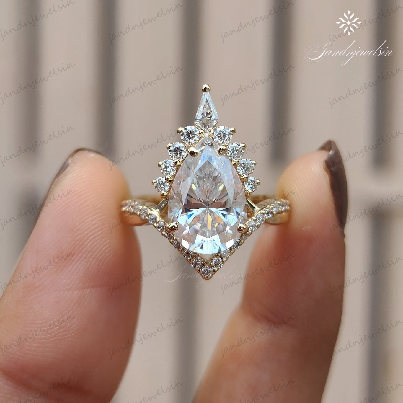 Pear Cut Moissanite Engagement Ring 14K Solid Gold Ring Unique Pear Halo Ring Wedding Ring For Her Vintage Inspire Anniversary Gift For Women