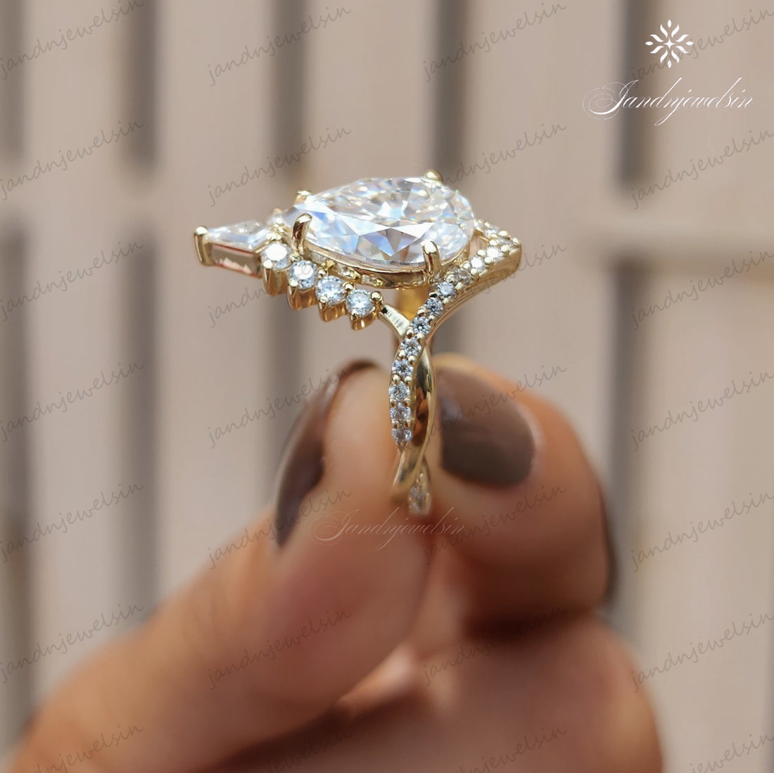 Pear Cut Moissanite Engagement Ring 14K Solid Gold Ring Unique Pear Halo Ring Wedding Ring For Her Vintage Inspire Anniversary Gift For Women