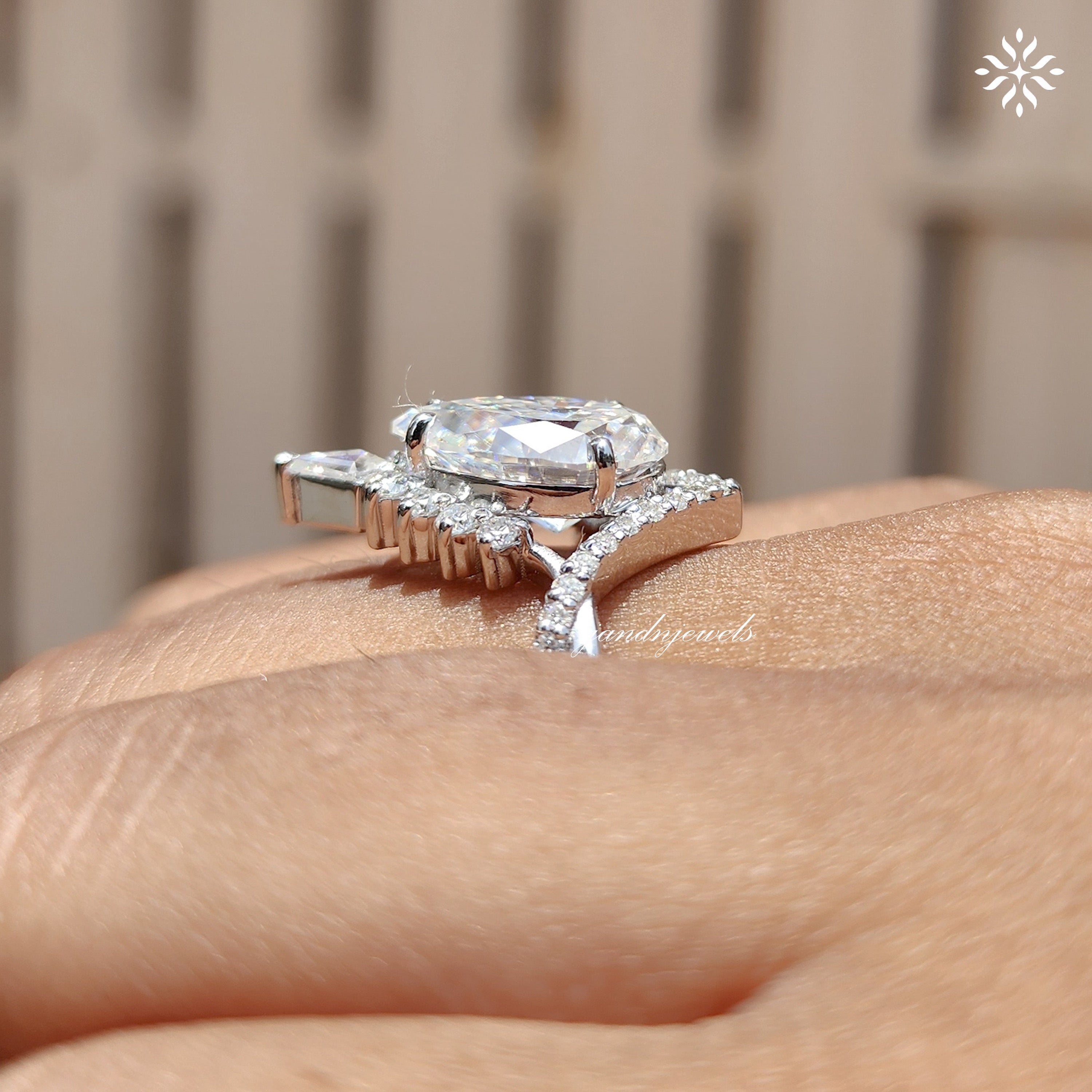 3CT Pear Shaped Moissanite Engagement Ring Halo Cluster Diamond Ring Twisted Pavé Band Luxury Bridal Ring for Her