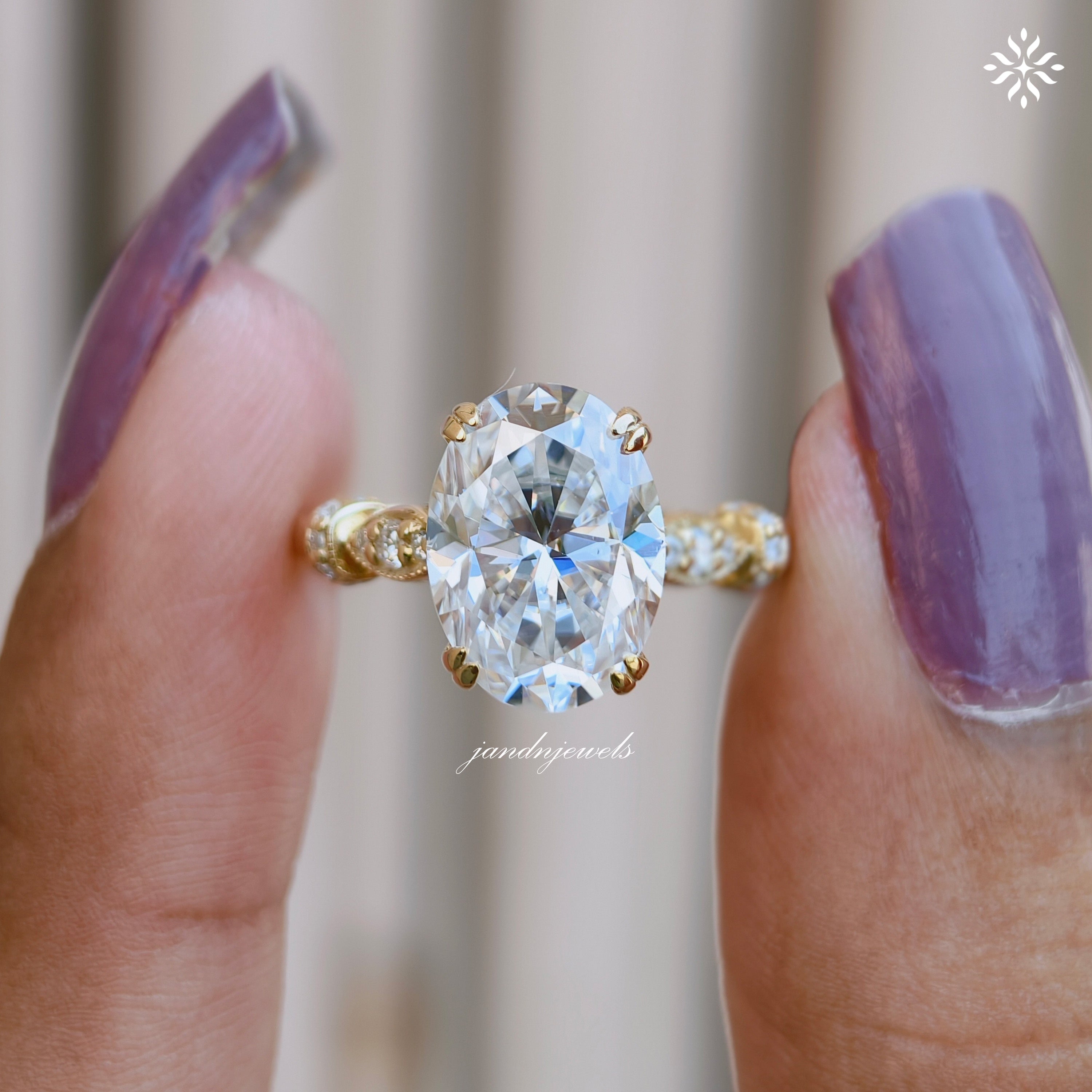 2.5CT Gorgeous Oval Cut Moissanite Engagement Ring Hidden Halo Ring 14K Gold Marquise Accent Wedding Ring for Her Vintage Filigree Ring
