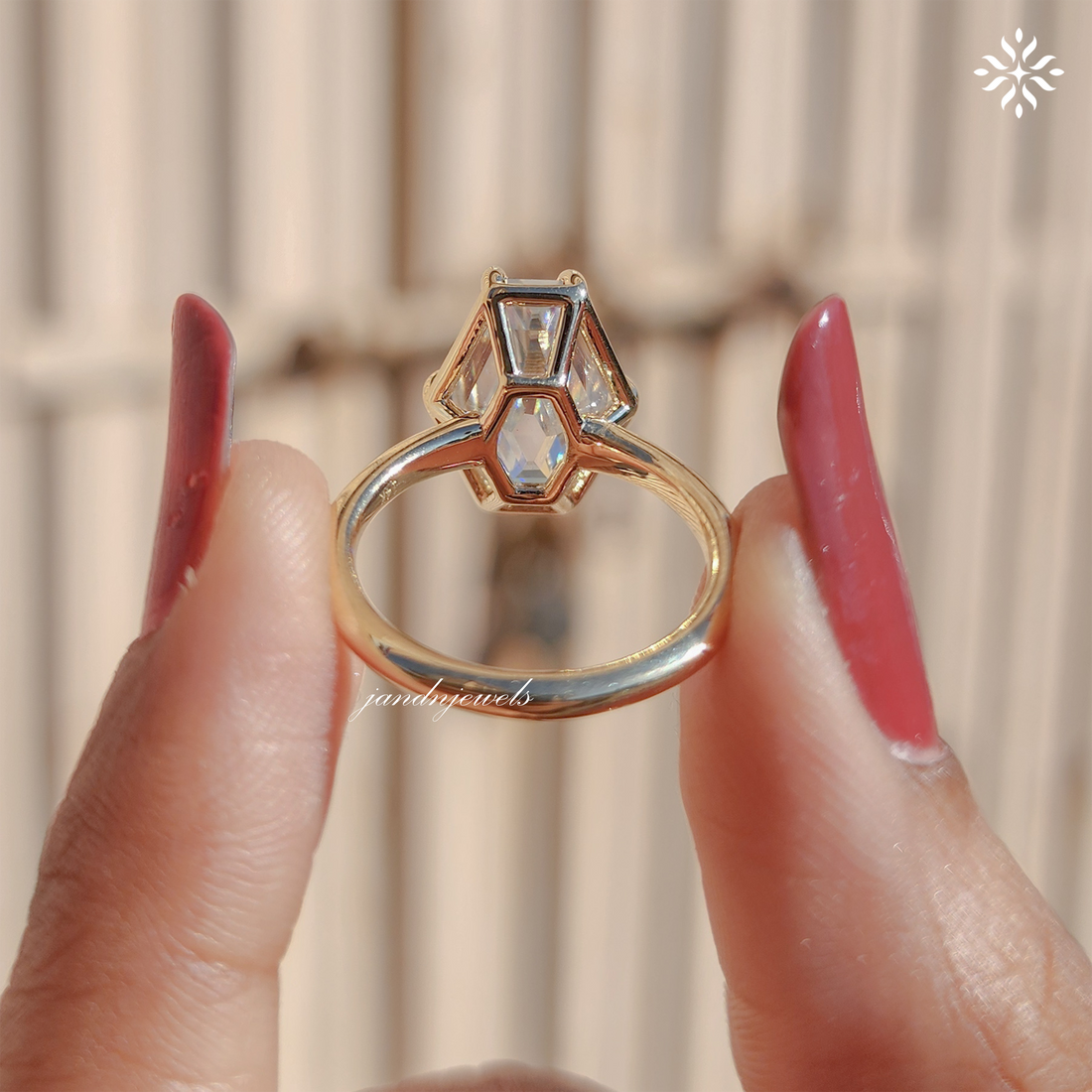 4CT Lozenge Cut Moissanite Engagement Ring 14K Solid Gold Solitaire Bezel And Prong Set Ring Unique Geometric Diamond Ring Wedding Ring