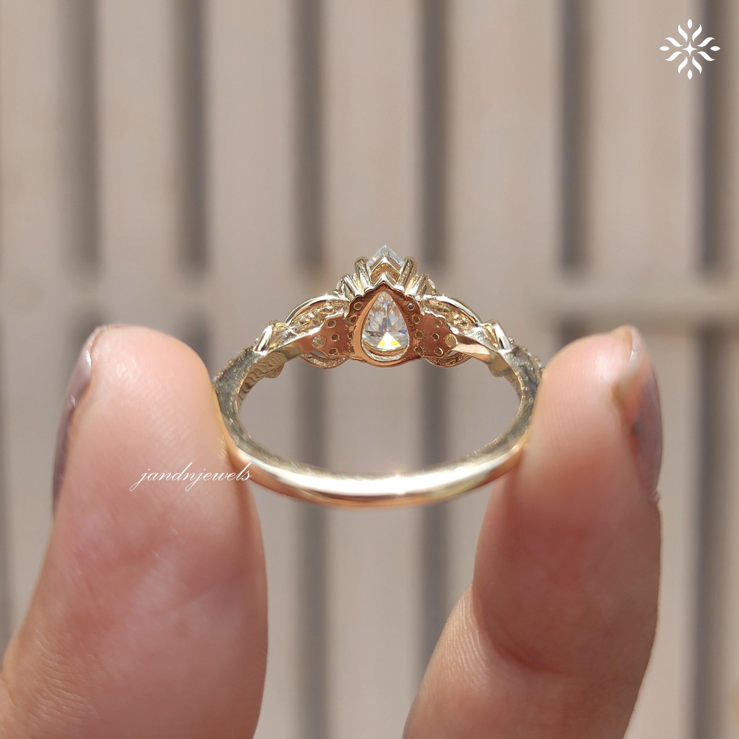 2CT Pear Shaped Moissanite Engagement Ring Floral Twisted Band Ring for Her