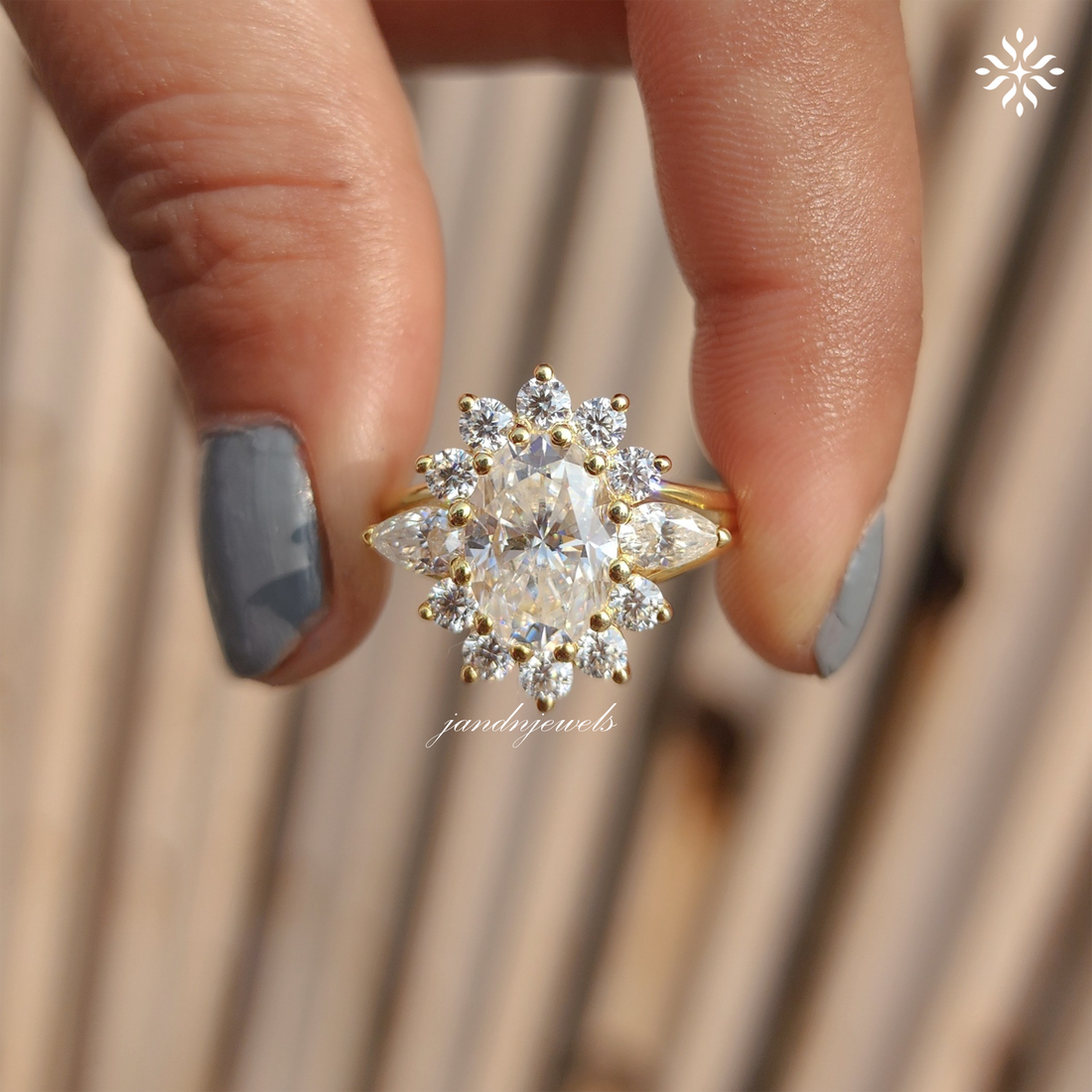 3CT Starburst Oval Moissanite Cluster Ring Floral Halo Engagement Ring Vintage Art Deco Gold Ring Unique Bridal Anniversary Gift