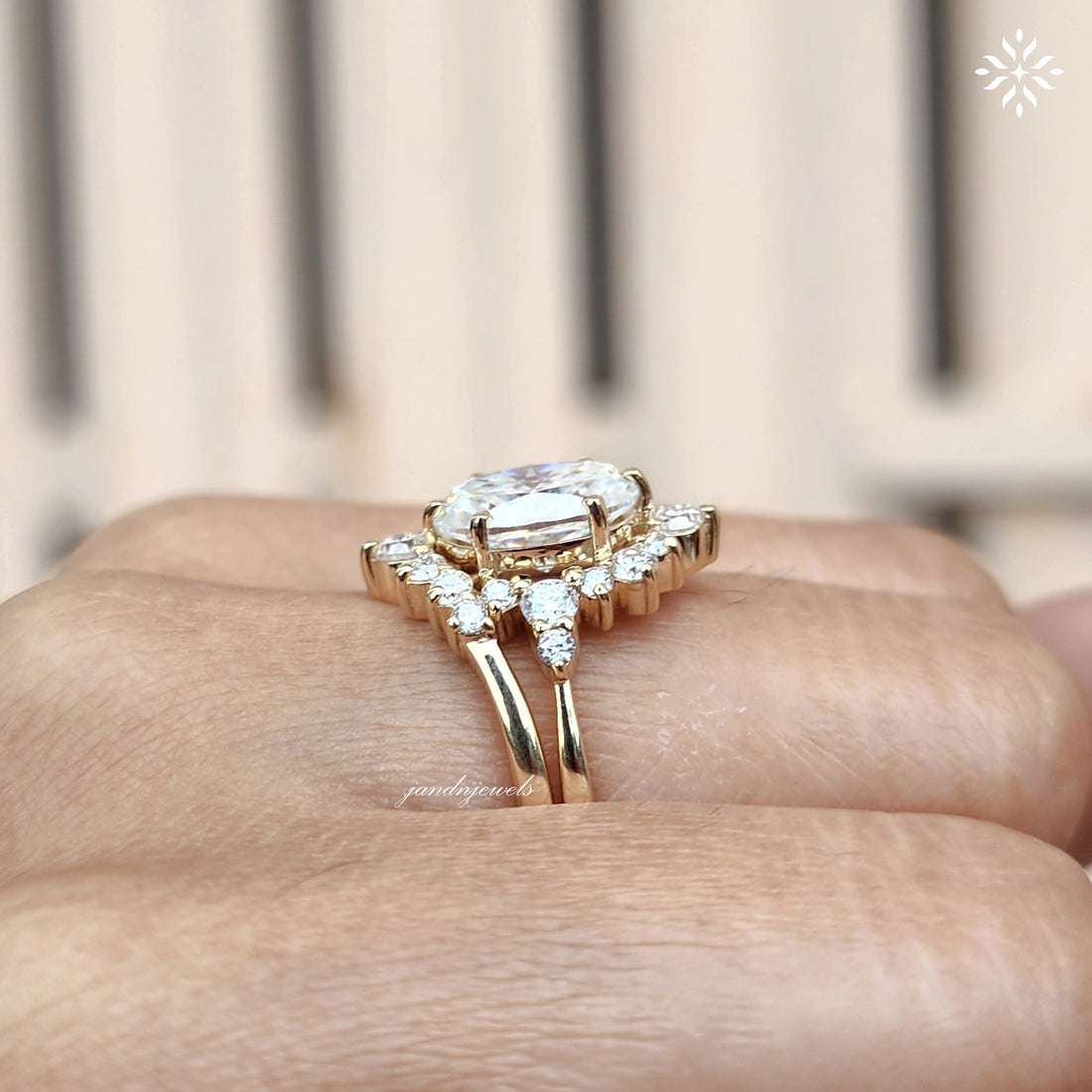 2.5 Carat Oval Moissanite Engagement Ring, Halo Bridal Set, 14K Yellow Gold Wedding Band, Anniversary Gift, Unique Cluster Ring