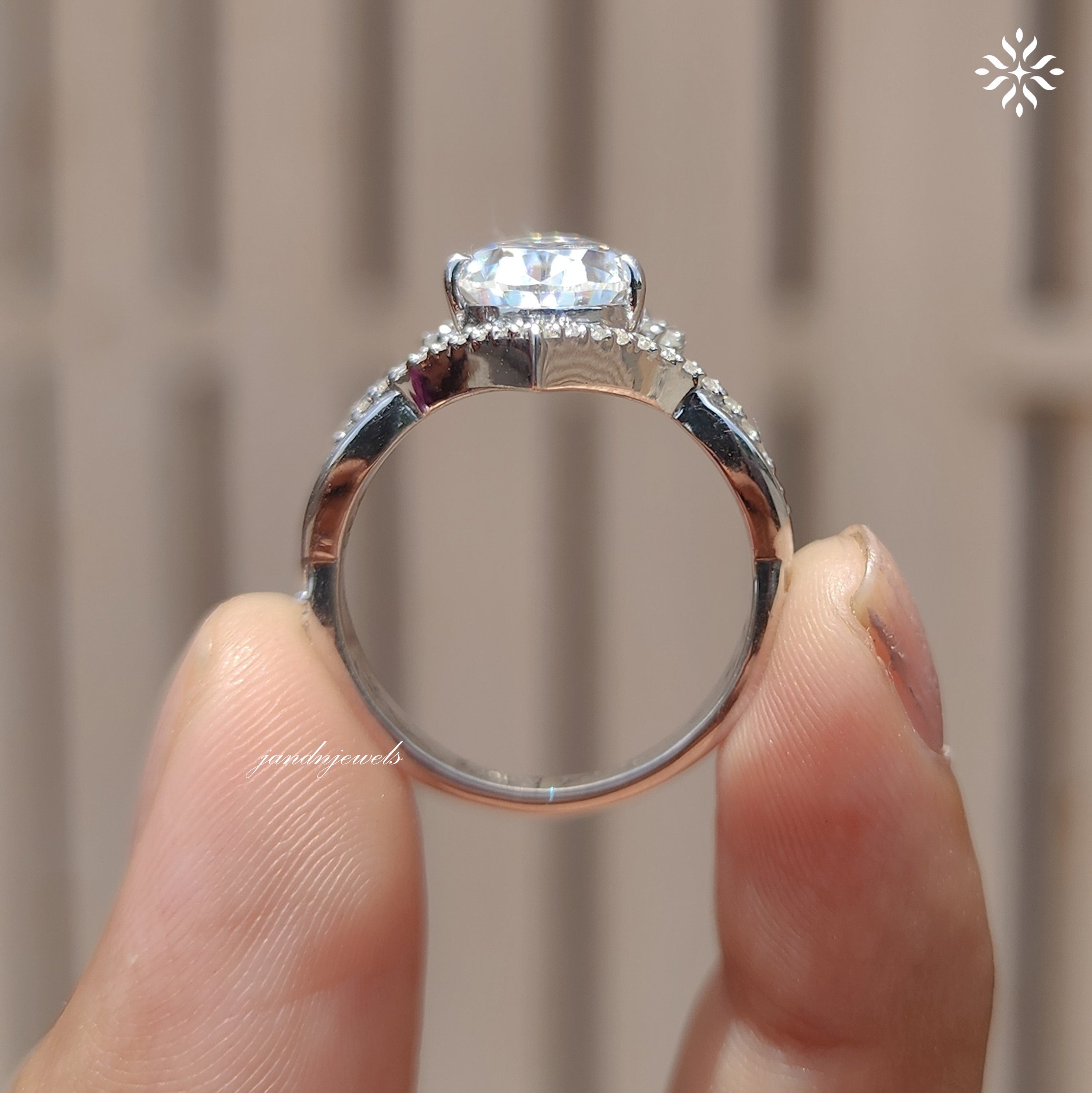 3CT Pear Shaped Moissanite Engagement Ring Halo Cluster Diamond Ring Twisted Pavé Band Luxury Bridal Ring for Her