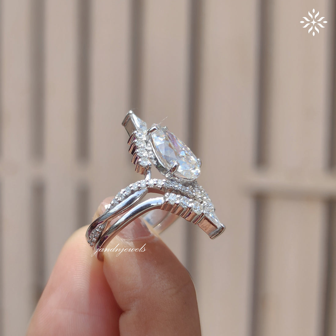 3CT Pear Cut Moissanite Engagement Ring Set Vintage Halo Bridal Ring Unique Chevron Wedding Ring Set