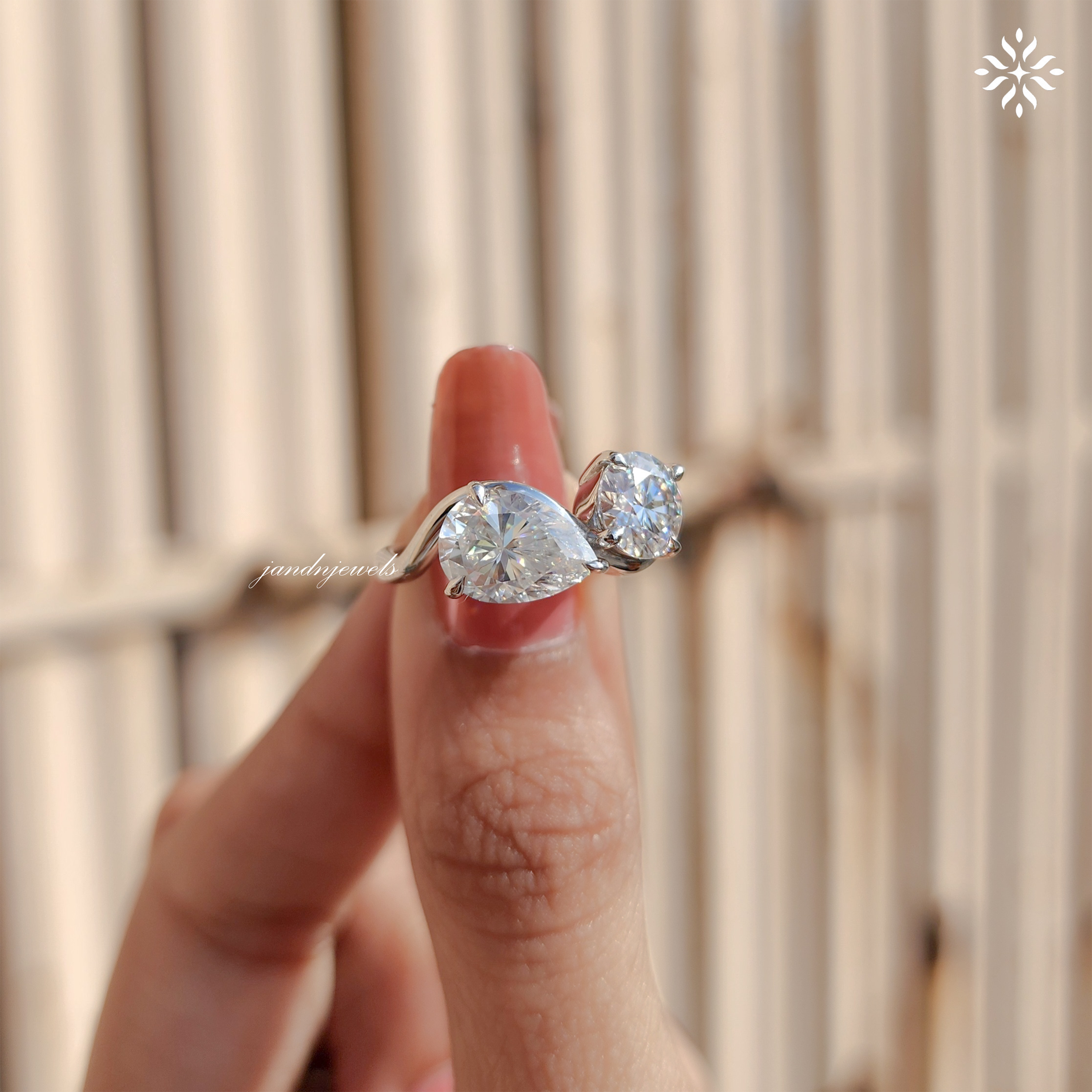 Pear & Round Cut Moissanite Engagement Ring, Toi Et Moi Ring, Bypass Shank Ring, 14K Solid Gold, Luxurious Two Stone Ring